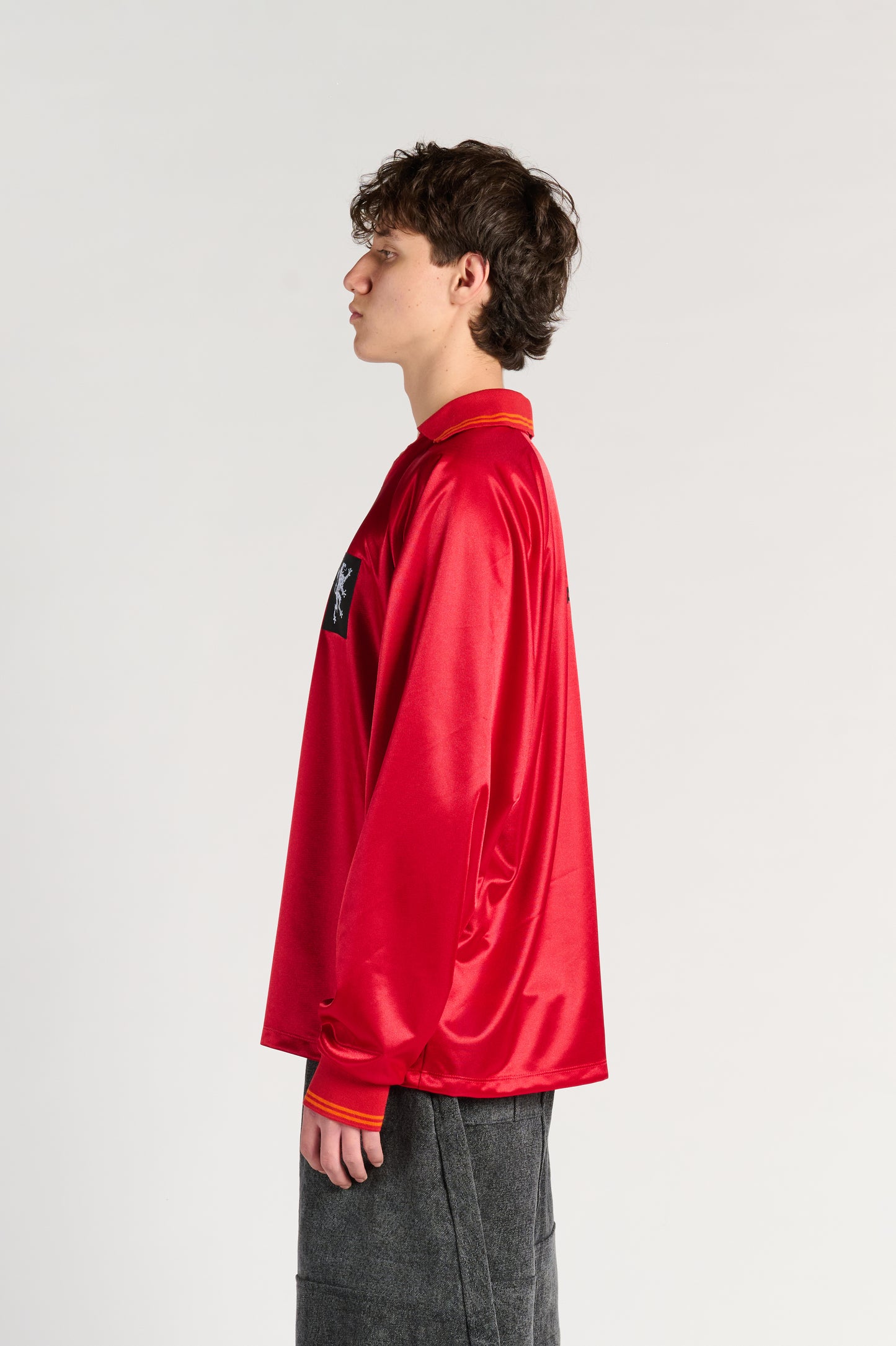 RETRO RED SOCCER JERSEY