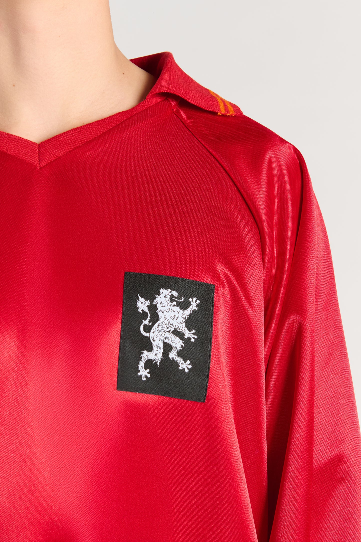 RETRO RED SOCCER JERSEY
