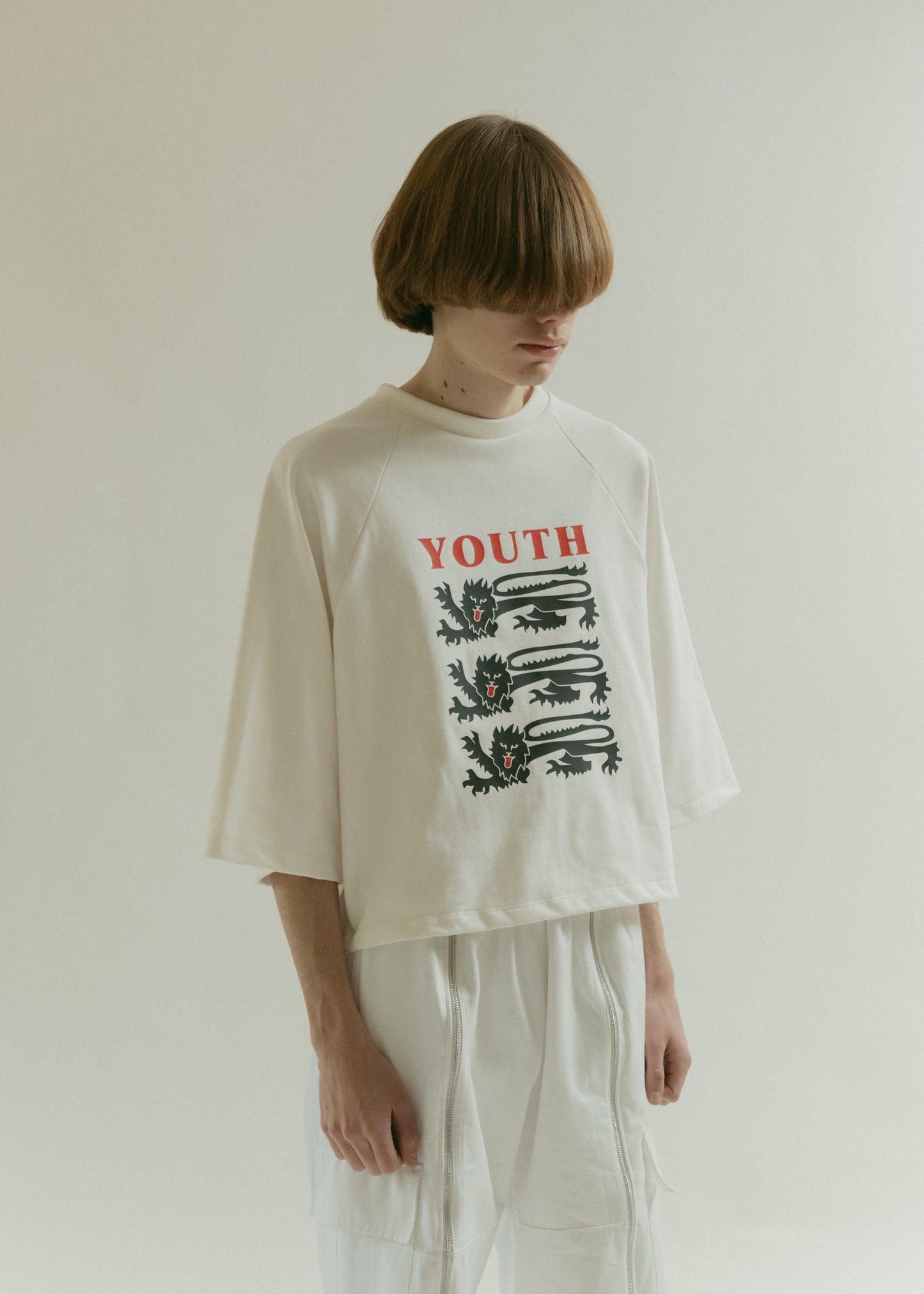 RETRO YOUTH LIONS T-SHIRT